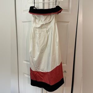 Eva Mendez strapless dress